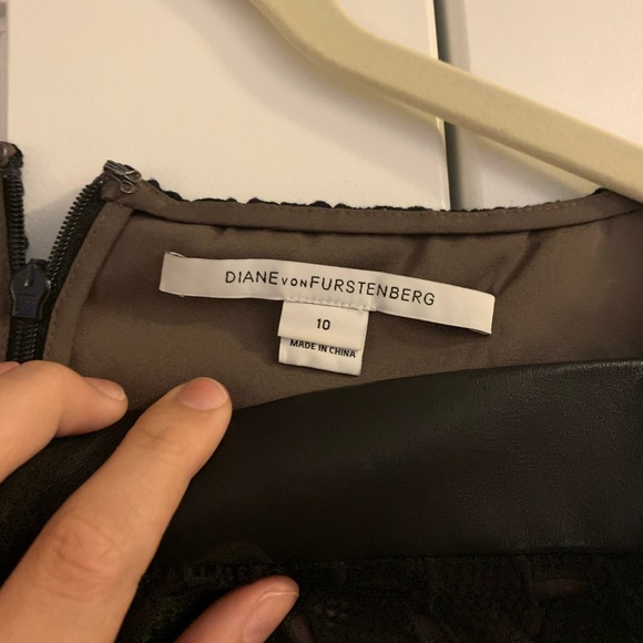 DVF black Lace Dress - Picture 4 of 5